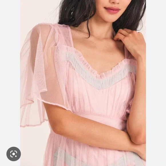 Loveshackfancy Hensley gown 2 - Picture 6 of 6